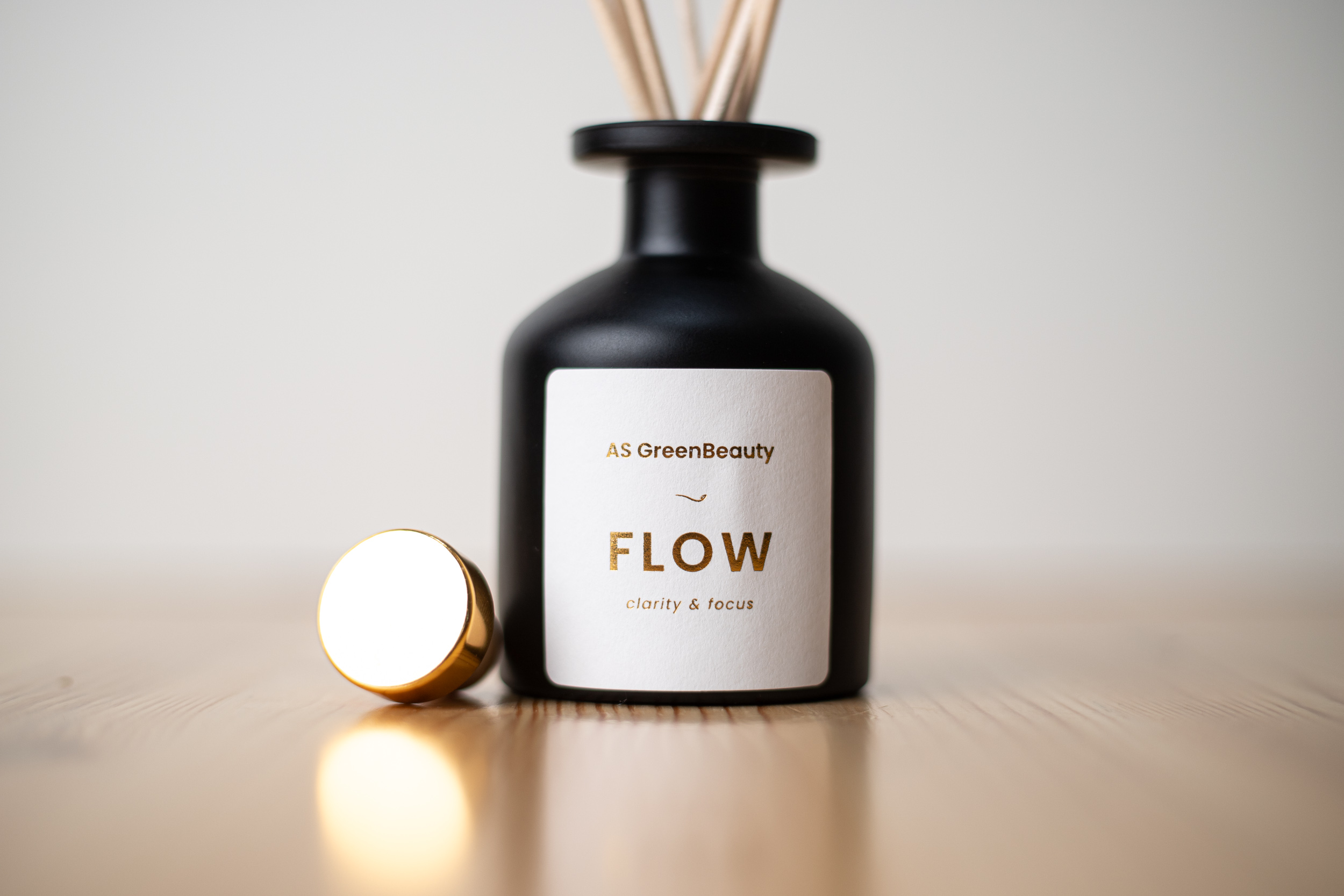 Aroma diffuser FLOW - clarity &amp; focus